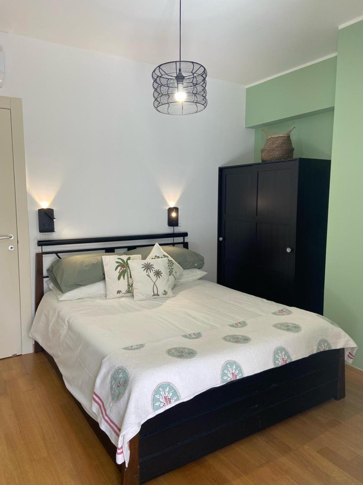 Casa Del Porto Apartment Pesaro Luaran gambar