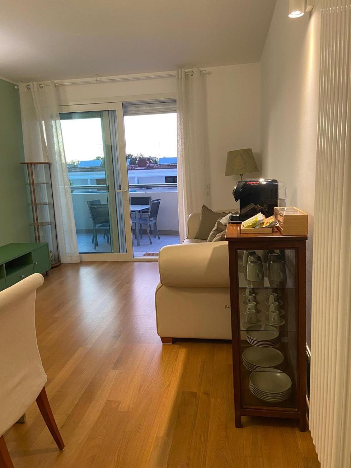 Casa Del Porto Apartment Pesaro Luaran gambar