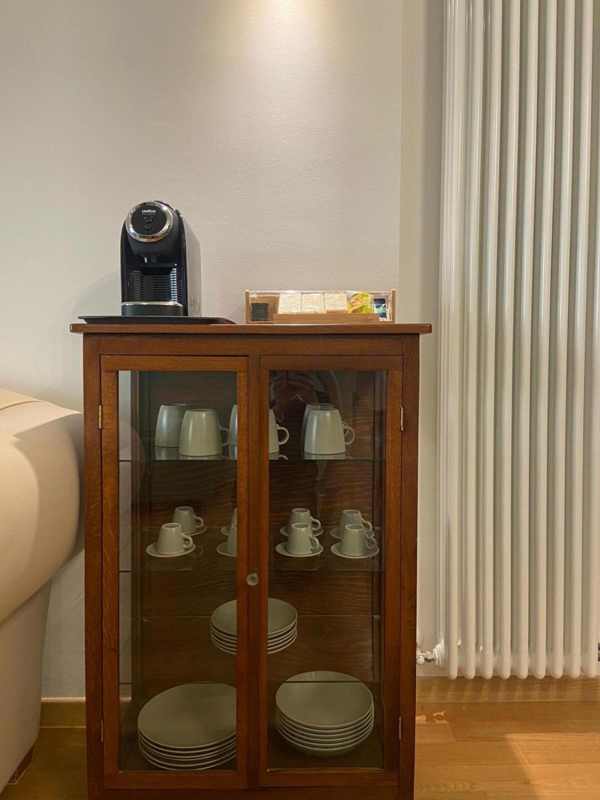 Casa Del Porto Apartment Pesaro Luaran gambar