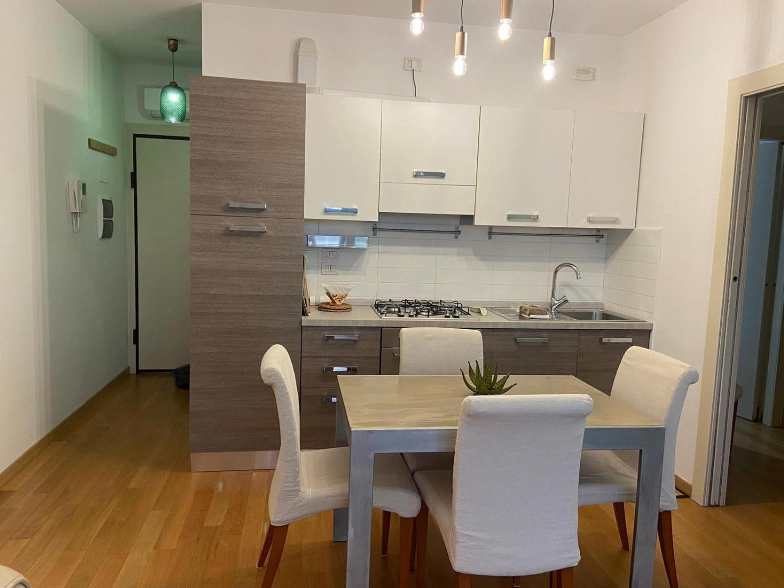 Casa Del Porto Apartment Pesaro Luaran gambar
