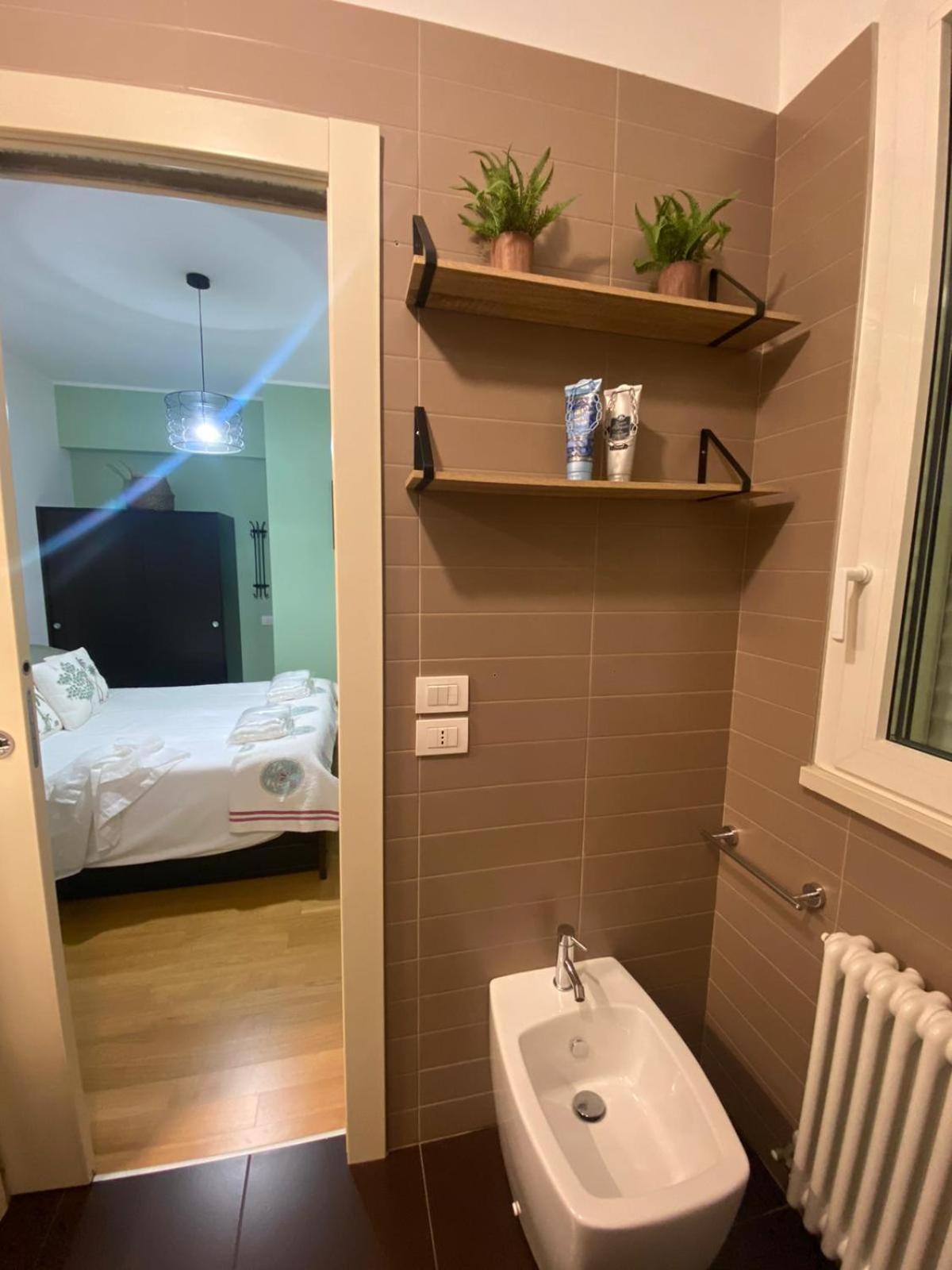 Casa Del Porto Apartment Pesaro Luaran gambar